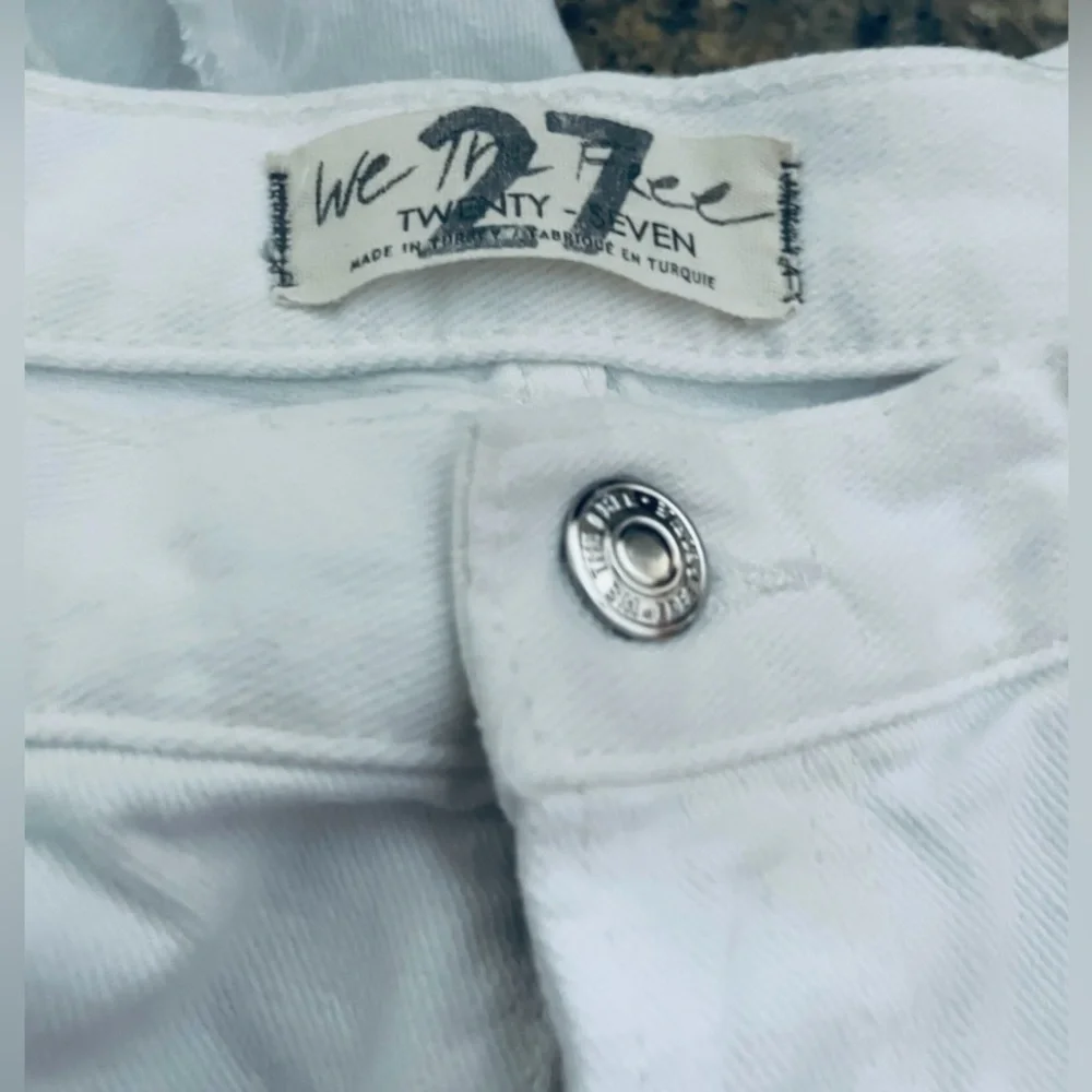NWT Free People Maggie Mid Rise Shorts